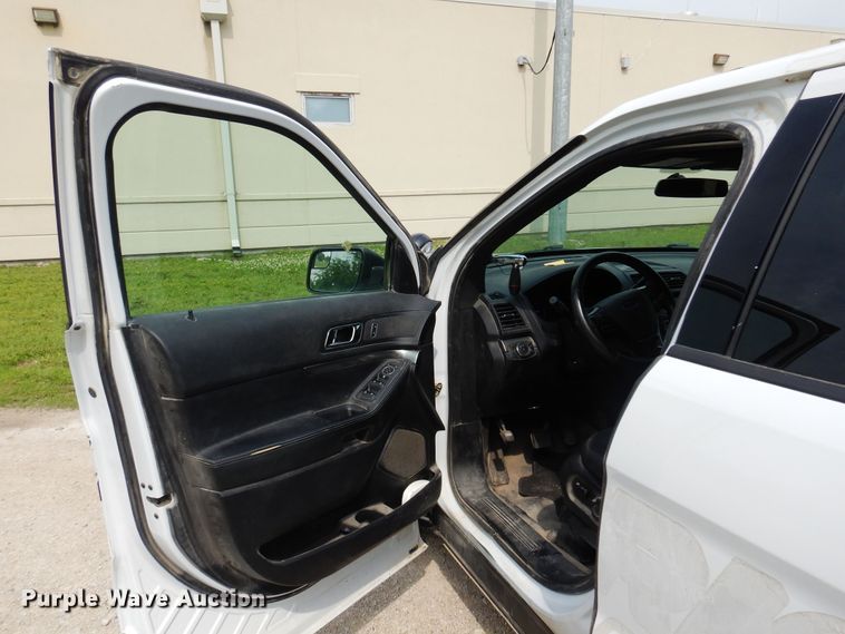 image for item DK0950 2017 Ford Explorer Police Interceptor  SUV