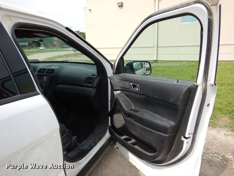 image for item DK0950 2017 Ford Explorer Police Interceptor  SUV