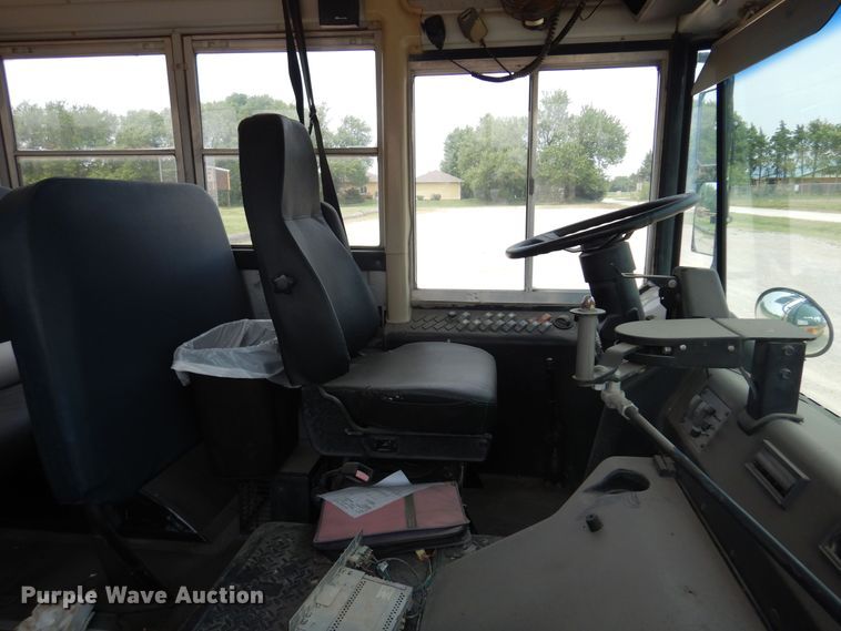 image for item DK0955 2003 Thomas  school bus