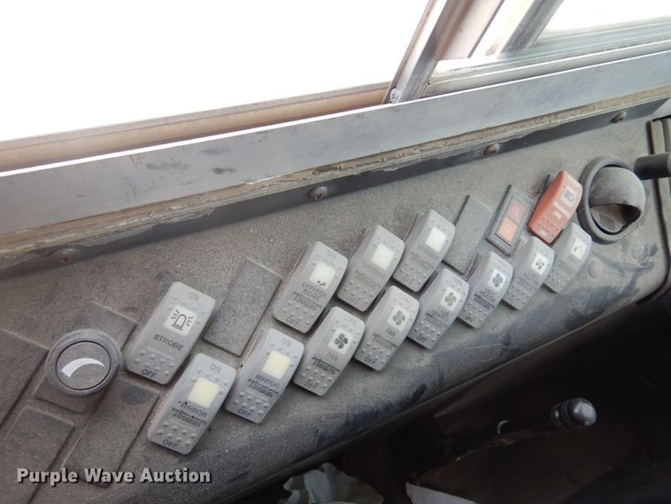 image for item DK0955 2003 Thomas  school bus