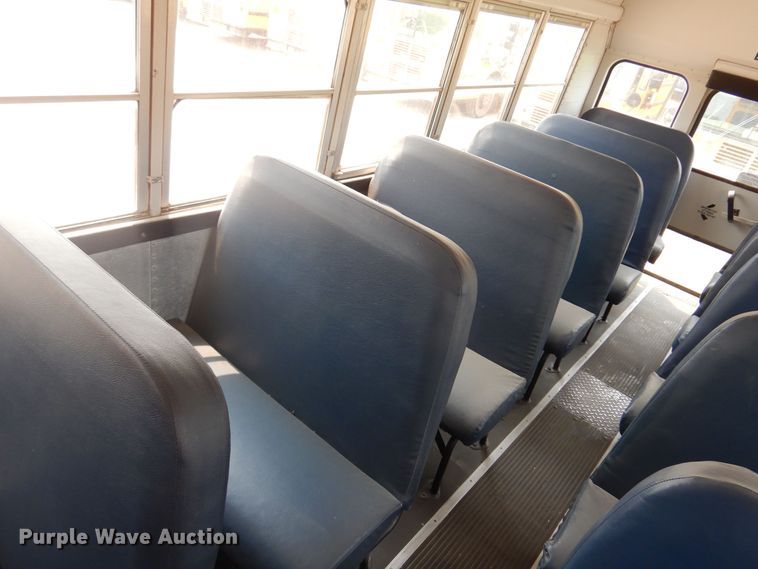 image for item DK0955 2003 Thomas  school bus