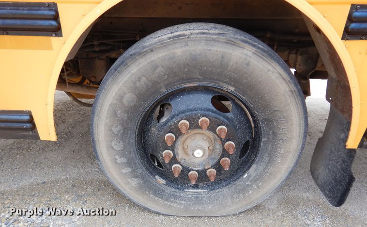 image for item DK0955 2003 Thomas  school bus