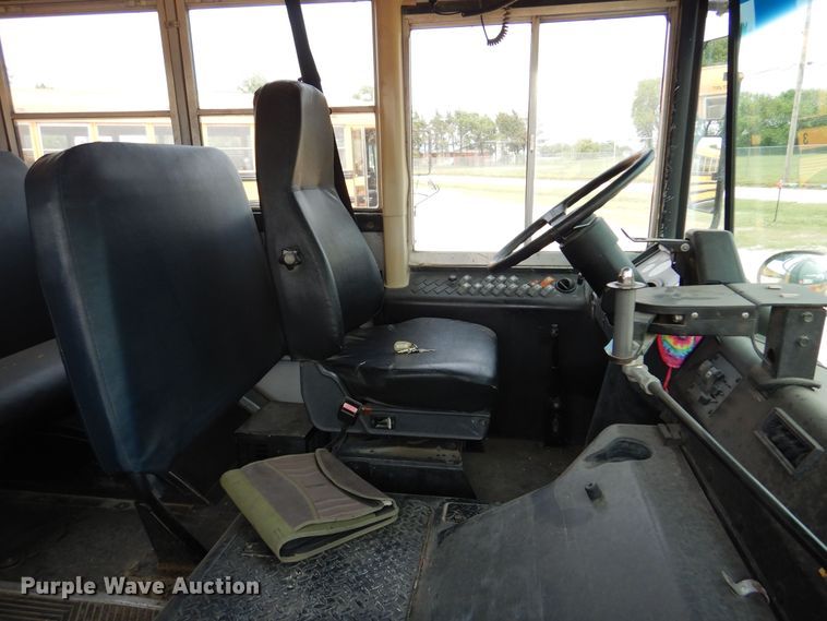 image for item DK0956 2003 Thomas  school bus