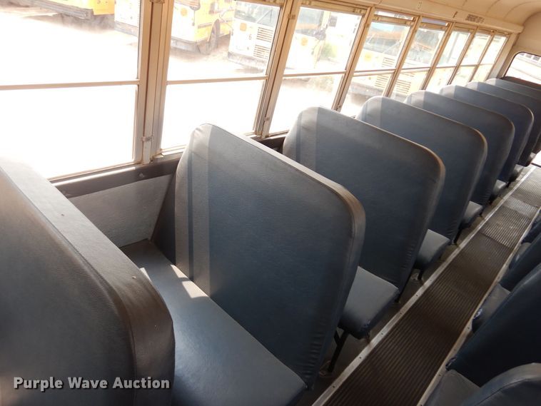 image for item DK0956 2003 Thomas  school bus