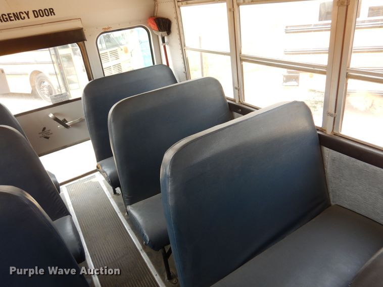 image for item DK0956 2003 Thomas  school bus