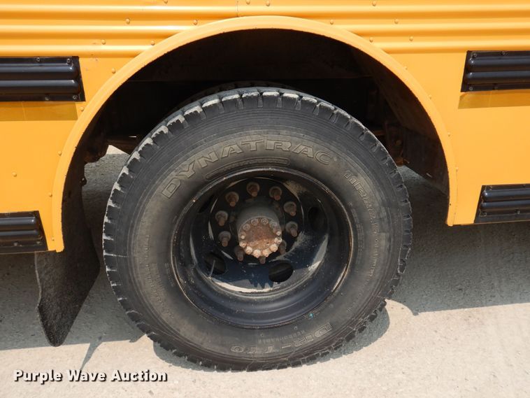 image for item DK0956 2003 Thomas  school bus