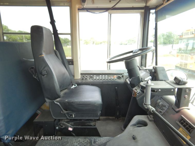 image for item DK0957 2003 Thomas Built  school bus