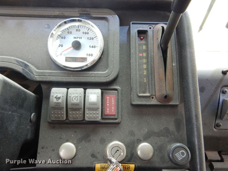 image for item DK0957 2003 Thomas Built  school bus