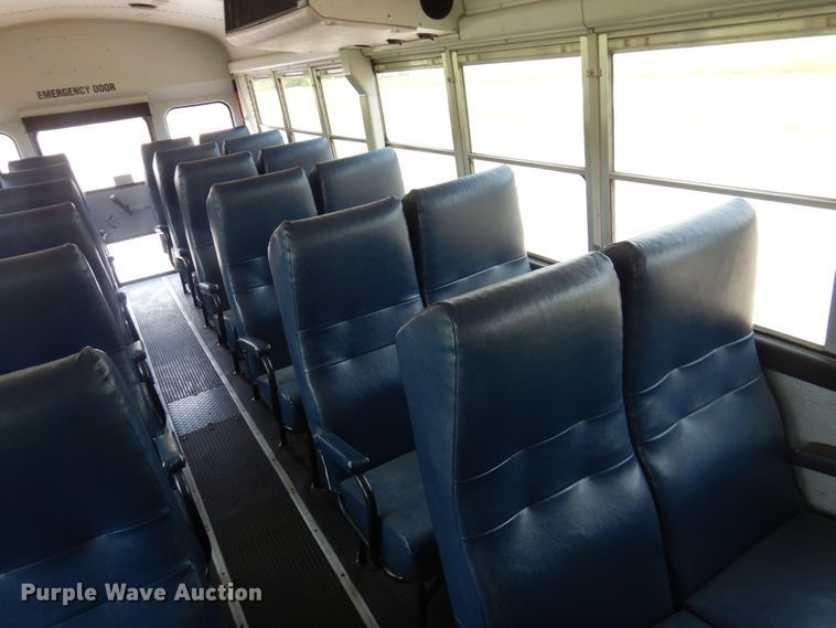 image for item DK0957 2003 Thomas Built  school bus