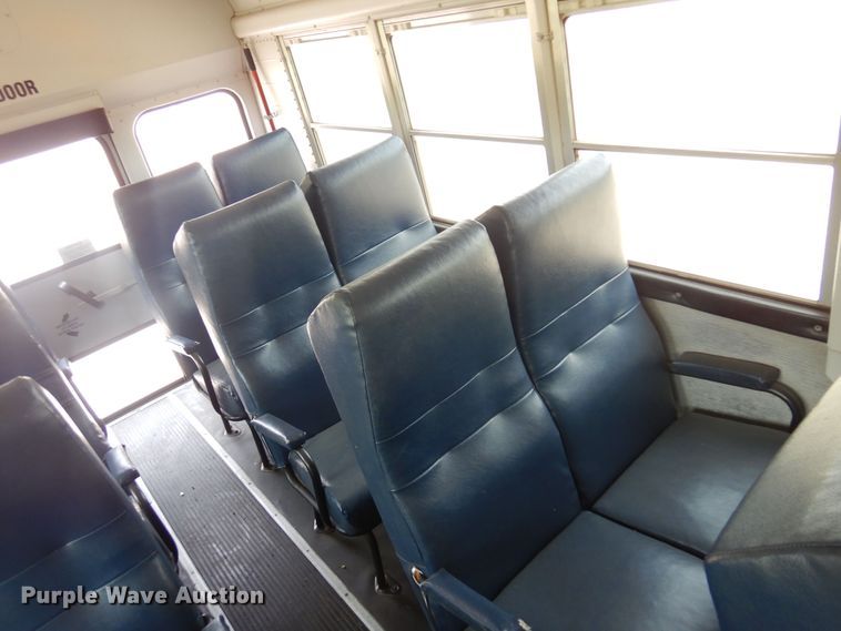 image for item DK0957 2003 Thomas Built  school bus