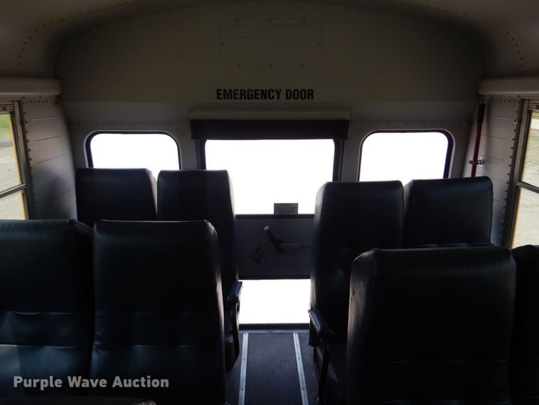 image for item DK0957 2003 Thomas Built  school bus