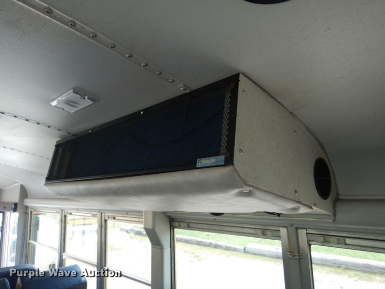 image for item DK0957 2003 Thomas Built  school bus