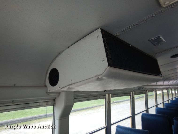 image for item DK0957 2003 Thomas Built  school bus