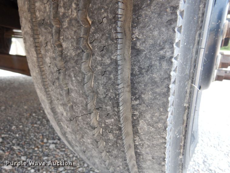 image for item DK0957 2003 Thomas Built  school bus