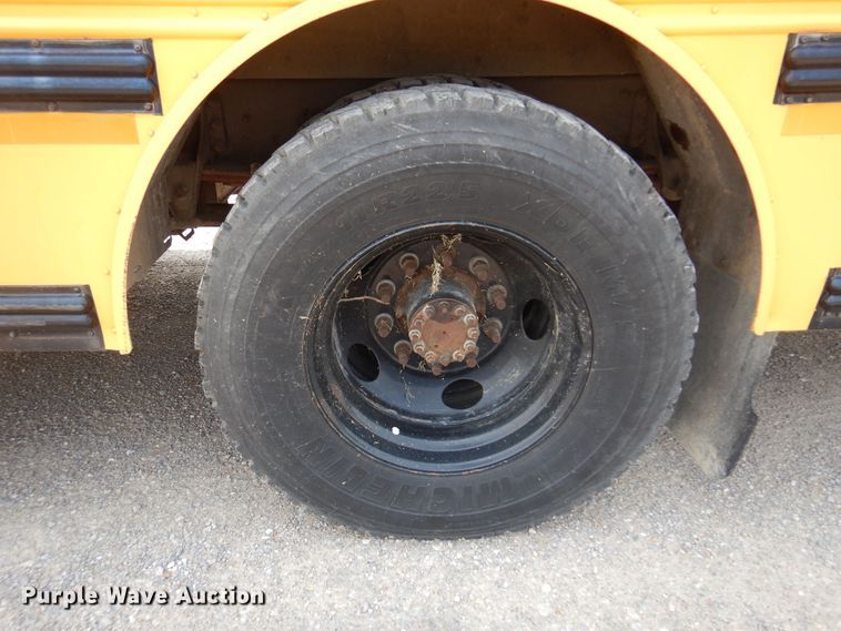 image for item DK0957 2003 Thomas Built  school bus