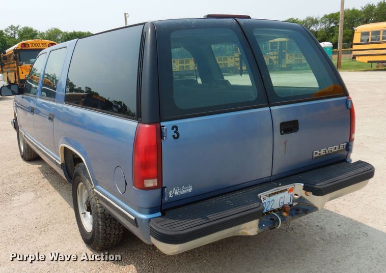 image for item DK0958 1994 Chevrolet Suburban  SUV