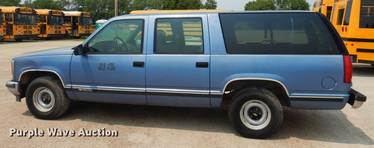 image for item DK0958 1994 Chevrolet Suburban  SUV