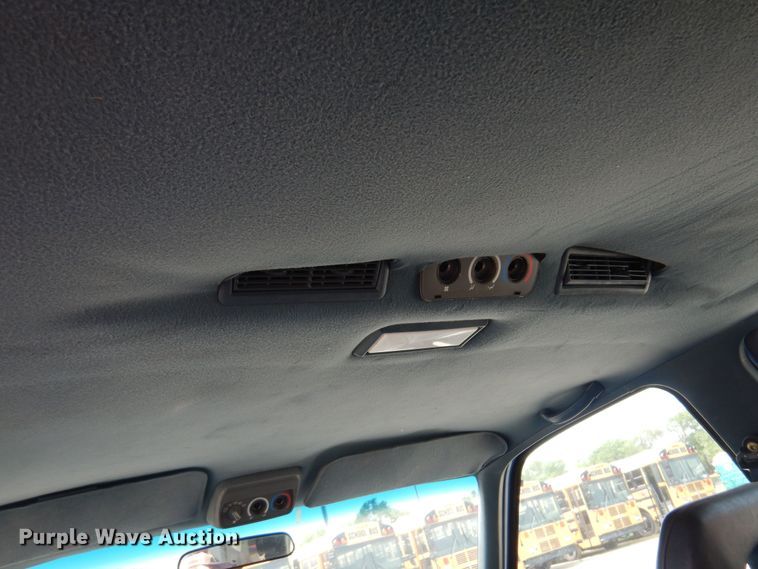 image for item DK0958 1994 Chevrolet Suburban  SUV