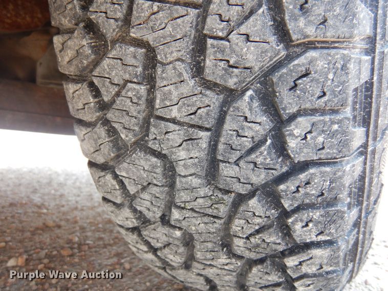 image for item DK0958 1994 Chevrolet Suburban  SUV