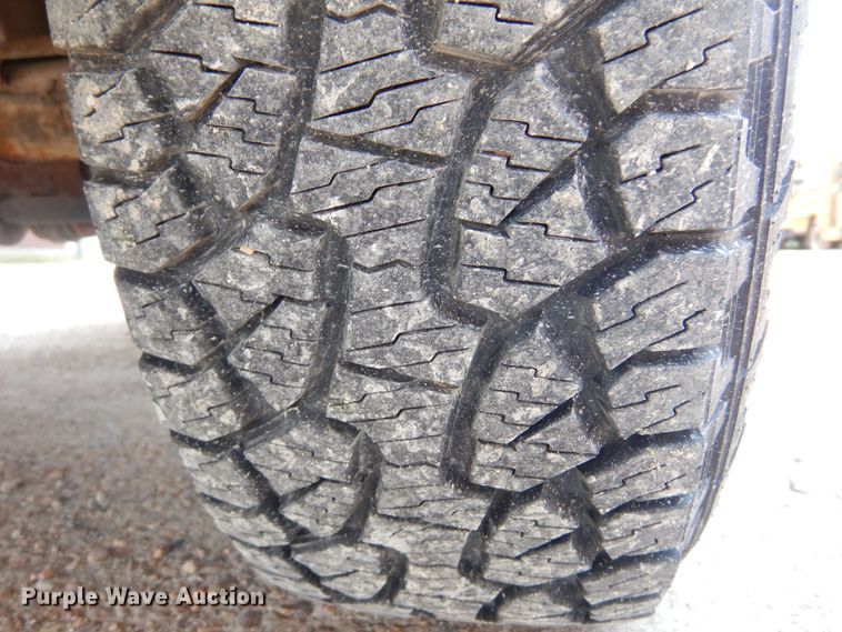 image for item DK0958 1994 Chevrolet Suburban  SUV