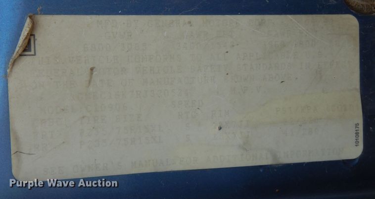 image for item DK0958 1994 Chevrolet Suburban  SUV