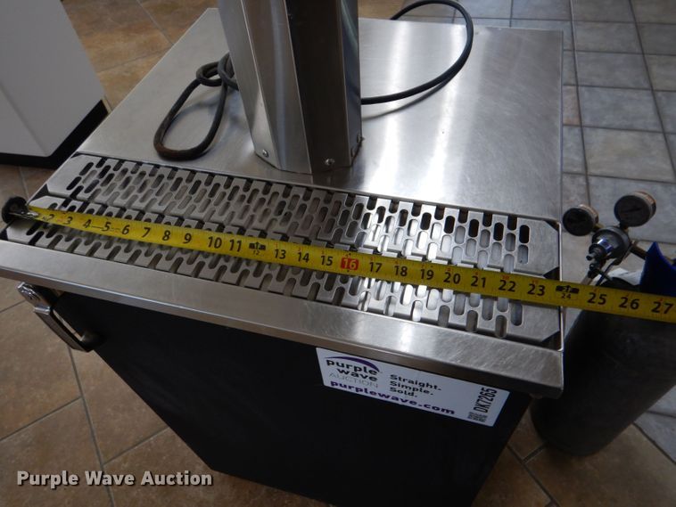 image for item DK7265 Glastender KC24-NC-BS1(R)  kegerator cooler