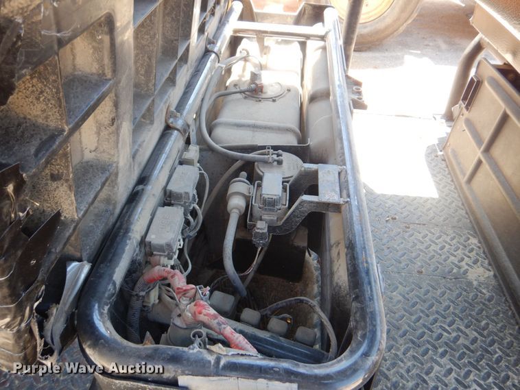 image for item DL4241 2017 Kawasaki Mule 4010  utility vehicle