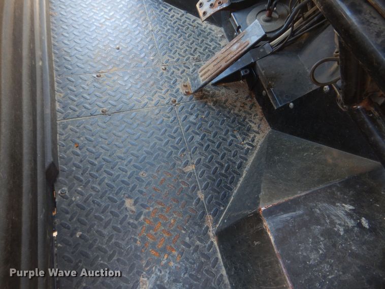 image for item DL4241 2017 Kawasaki Mule 4010  utility vehicle