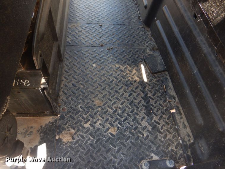 image for item DL4241 2017 Kawasaki Mule 4010  utility vehicle