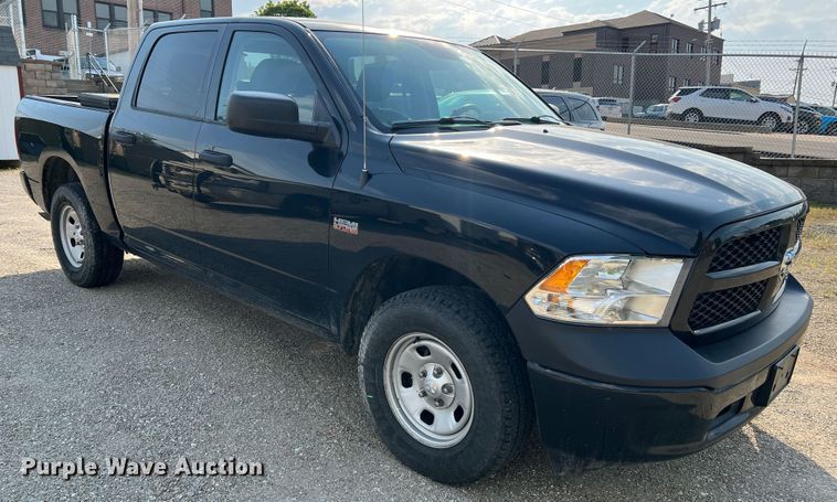 image for item DL4254 2015 Dodge Ram 1500  Crew Cab pickup truck