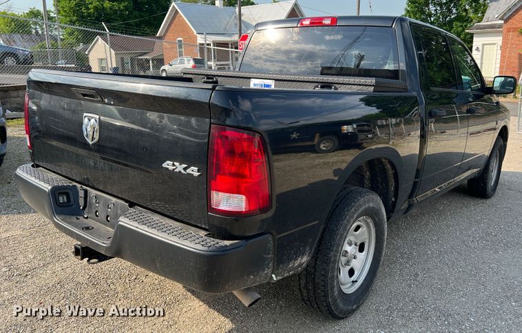 image for item DL4254 2015 Dodge Ram 1500  Crew Cab pickup truck