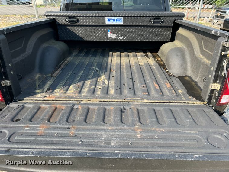 image for item DL4254 2015 Dodge Ram 1500  Crew Cab pickup truck