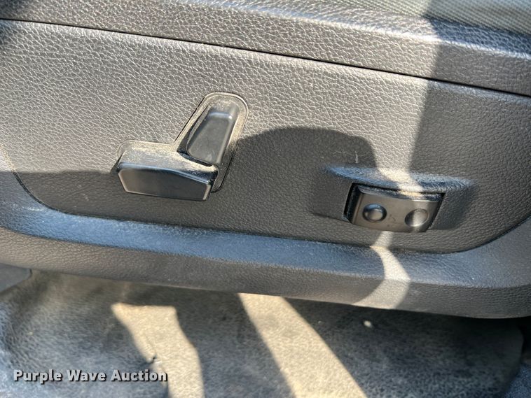 image for item DL4254 2015 Dodge Ram 1500  Crew Cab pickup truck