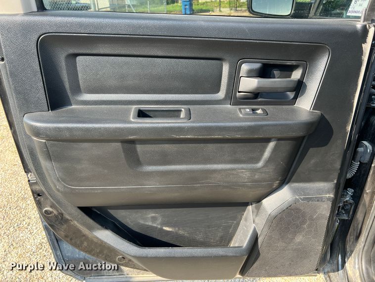 image for item DL4254 2015 Dodge Ram 1500  Crew Cab pickup truck