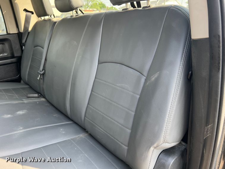 image for item DL4254 2015 Dodge Ram 1500  Crew Cab pickup truck