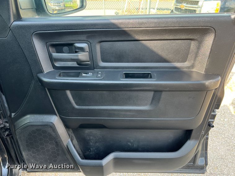 image for item DL4254 2015 Dodge Ram 1500  Crew Cab pickup truck