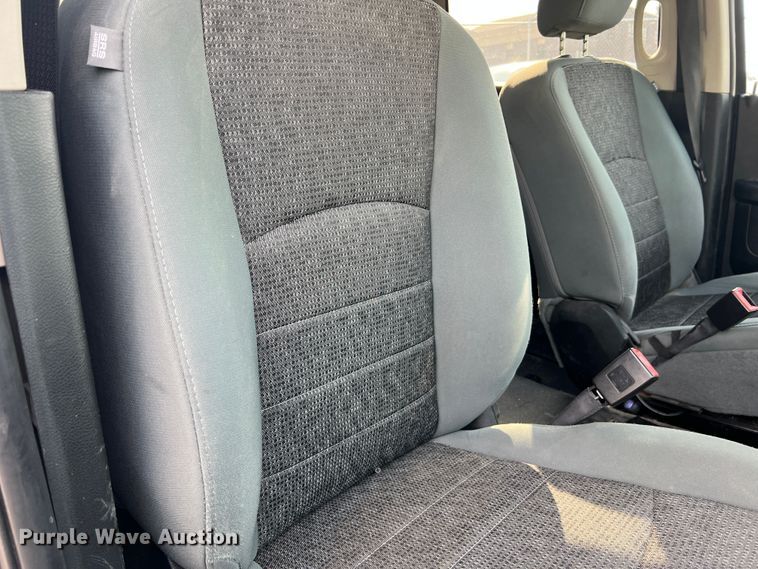 image for item DL4254 2015 Dodge Ram 1500  Crew Cab pickup truck