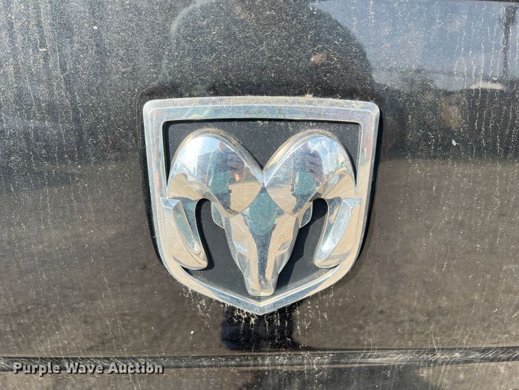 image for item DL4254 2015 Dodge Ram 1500  Crew Cab pickup truck