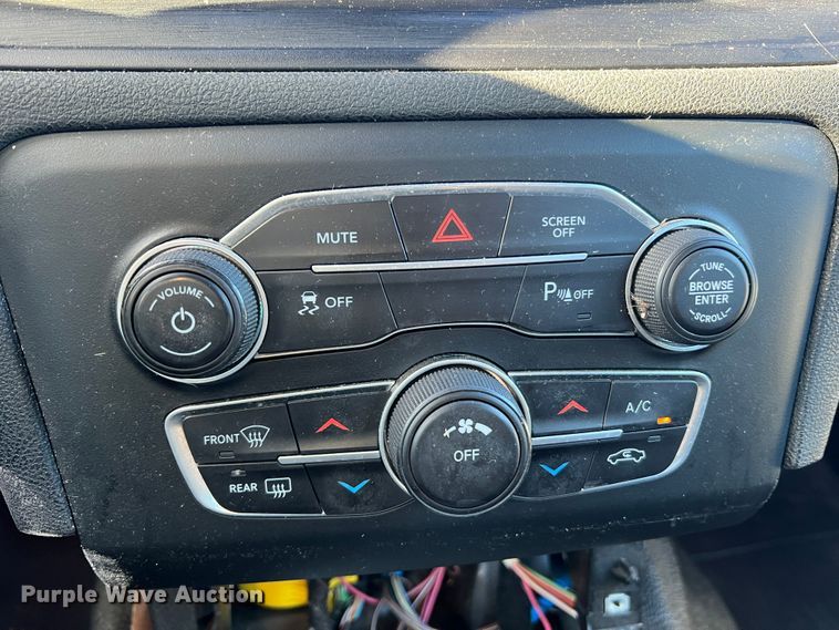 image for item DL4258 2018 Dodge Charger Police