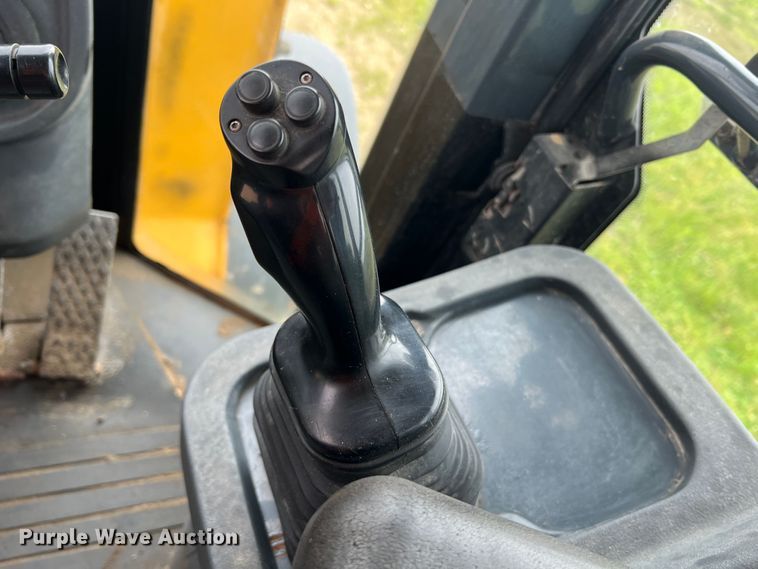 image for item DL4278 2007 John Deere 444J  high lift wheel loader