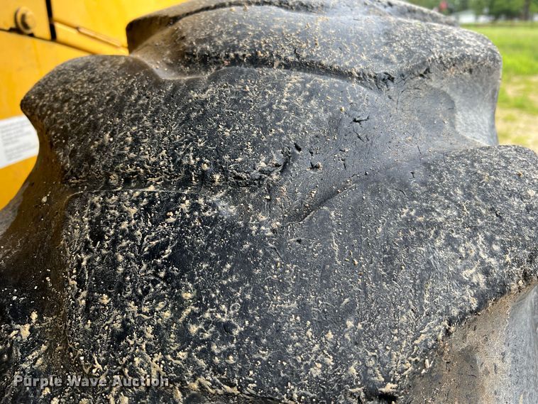 image for item DL4278 2007 John Deere 444J  high lift wheel loader