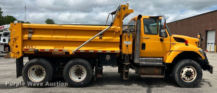 image for item DL4279 2009 International WorkStar 7400  dump truck