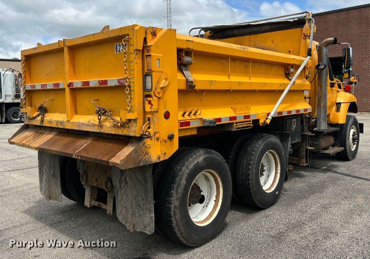 image for item DL4279 2009 International WorkStar 7400  dump truck