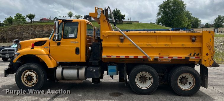 image for item DL4279 2009 International WorkStar 7400  dump truck