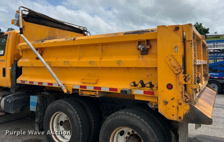 image for item DL4279 2009 International WorkStar 7400  dump truck