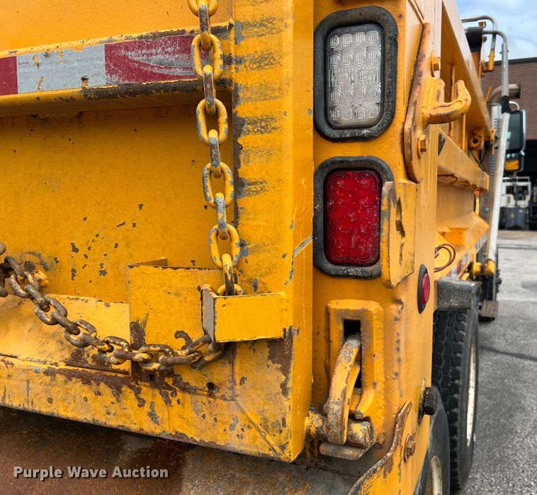 image for item DL4279 2009 International WorkStar 7400  dump truck