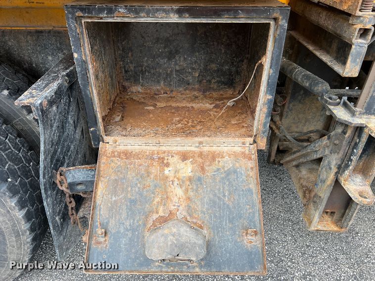 image for item DL4279 2009 International WorkStar 7400  dump truck