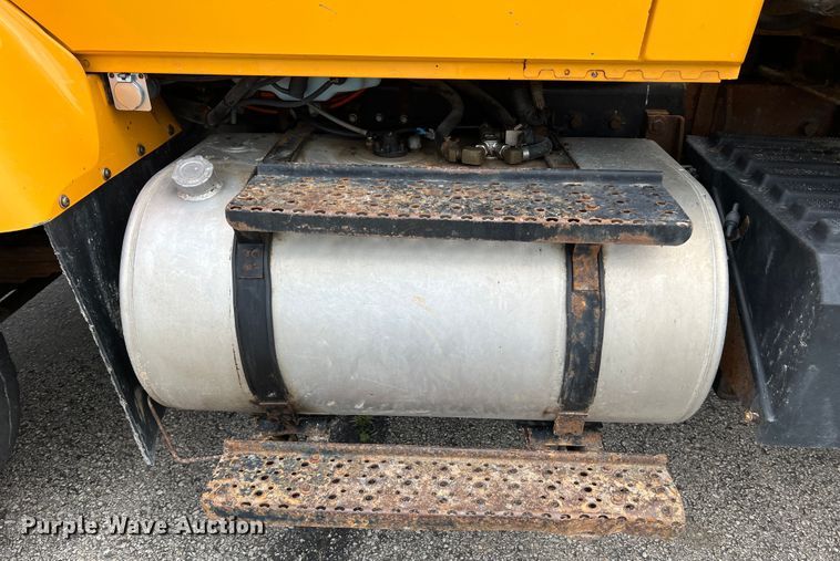 image for item DL4279 2009 International WorkStar 7400  dump truck