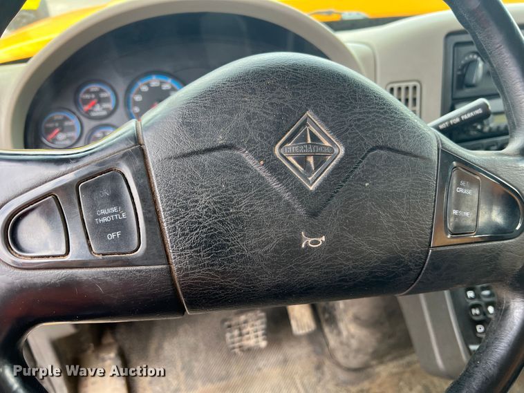 image for item DL4279 2009 International WorkStar 7400  dump truck