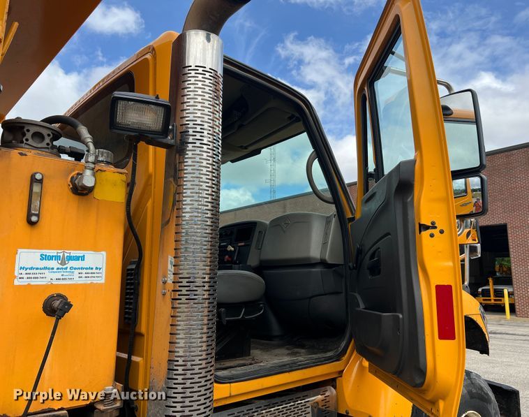 image for item DL4279 2009 International WorkStar 7400  dump truck
